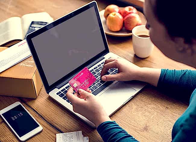 E-Ticaret Web Sitesi